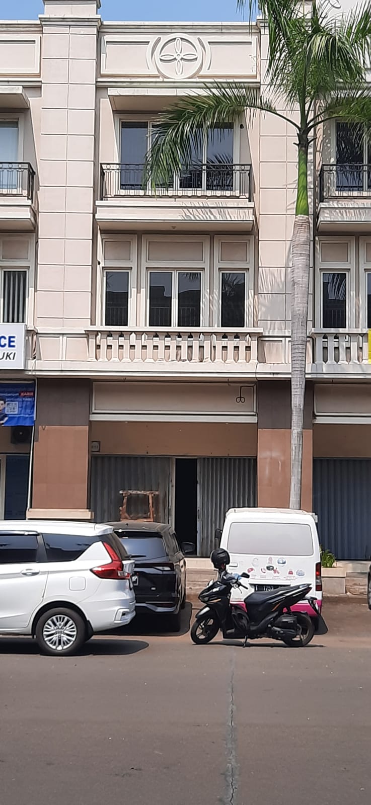 DiSewakan Ruko Dharmawangsa Grand Taruma